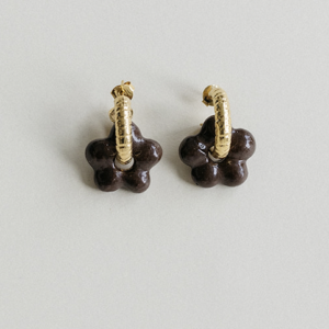 Pendientes aro flor marrón