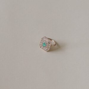 PRE ORDER Anillo Esmeralda Aurora